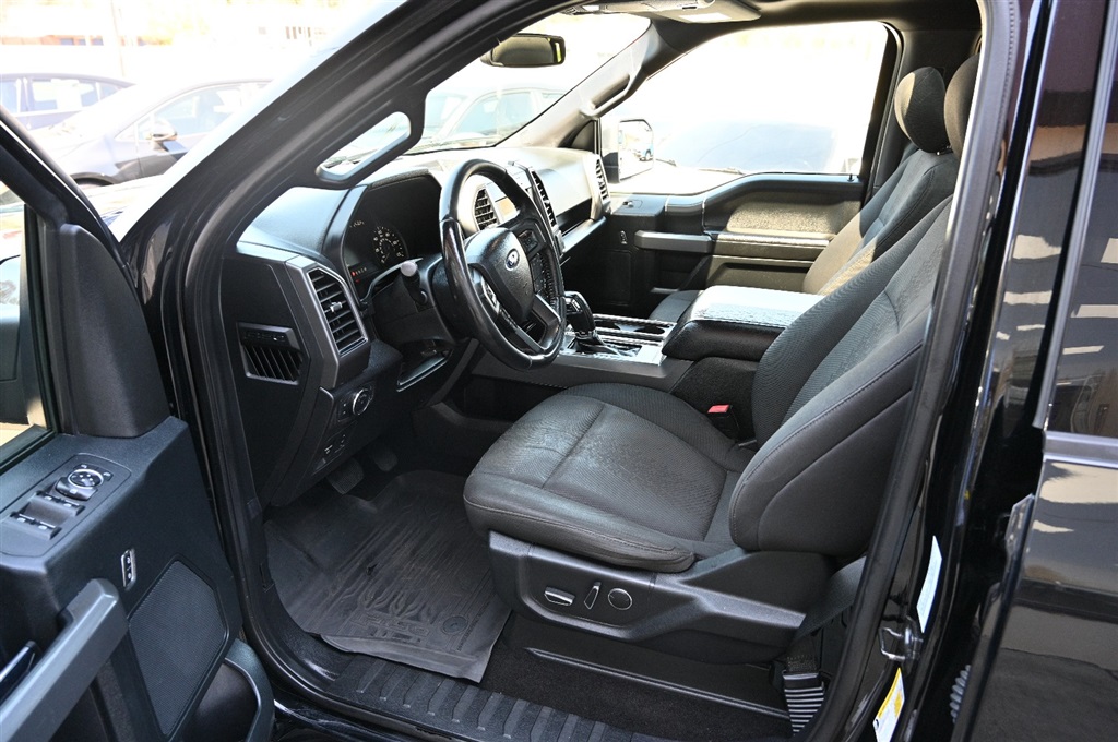 Ford F-150 XLT SuperCrew (2018) - Gasoline