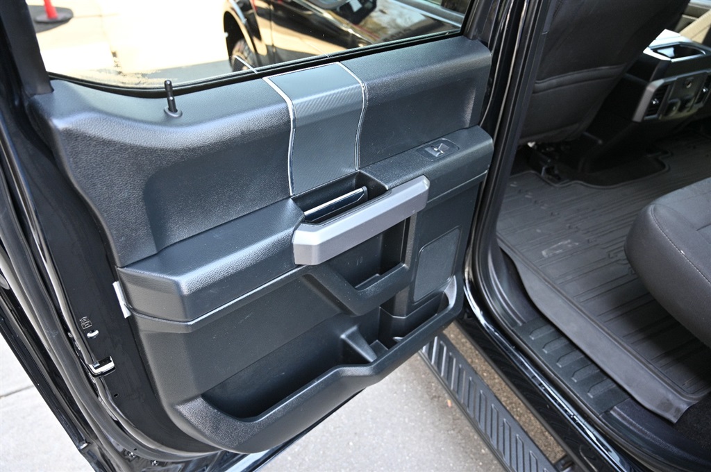Ford F-150 XLT SuperCrew (2018) - Gasoline
