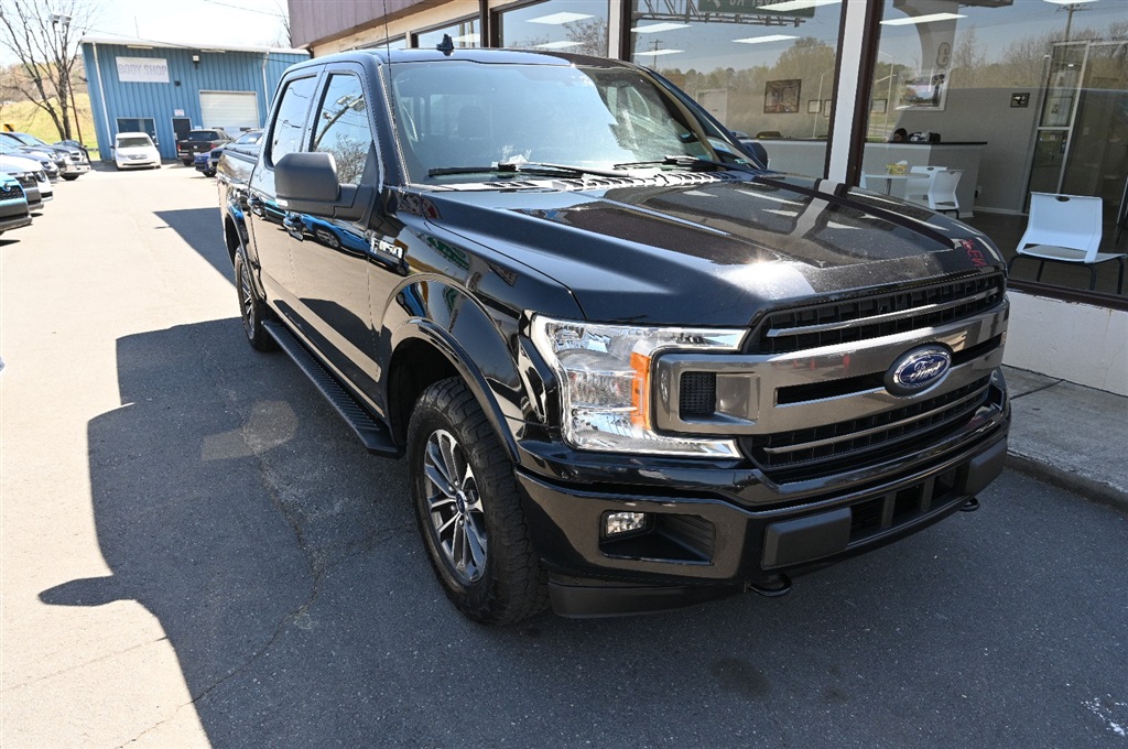 Ford F-150 XLT SuperCrew (2018) - Gasoline