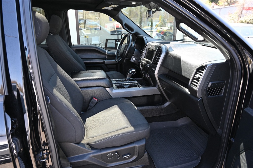 Ford F-150 XLT SuperCrew (2018) - Gasoline