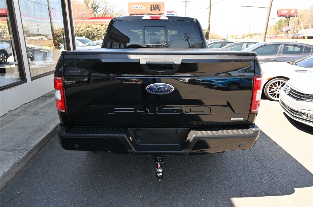 Ford F-150 XLT SuperCrew (2018) - Gasoline