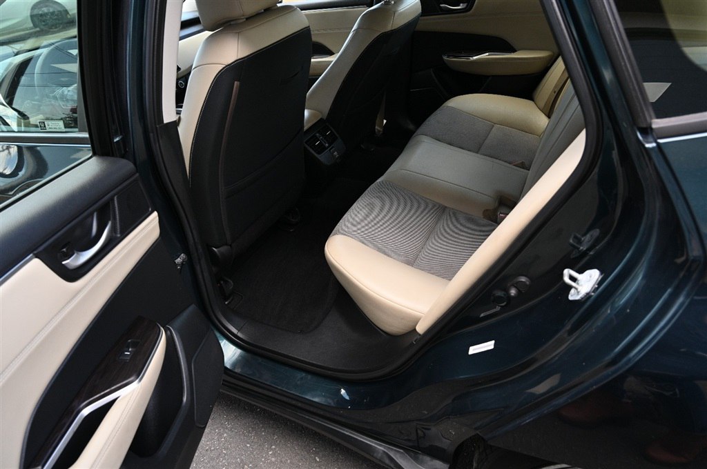 Honda Clarity Plug-In Hybrid (2018) - Hybrid
