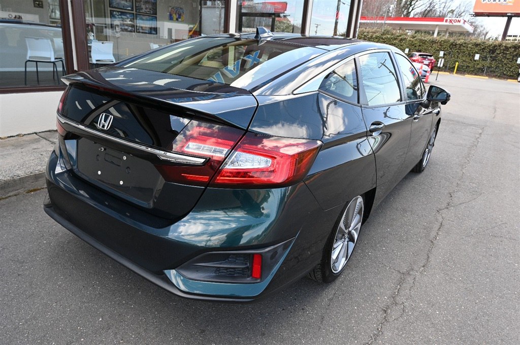 Honda Clarity Plug-In Hybrid (2018) - Hybrid
