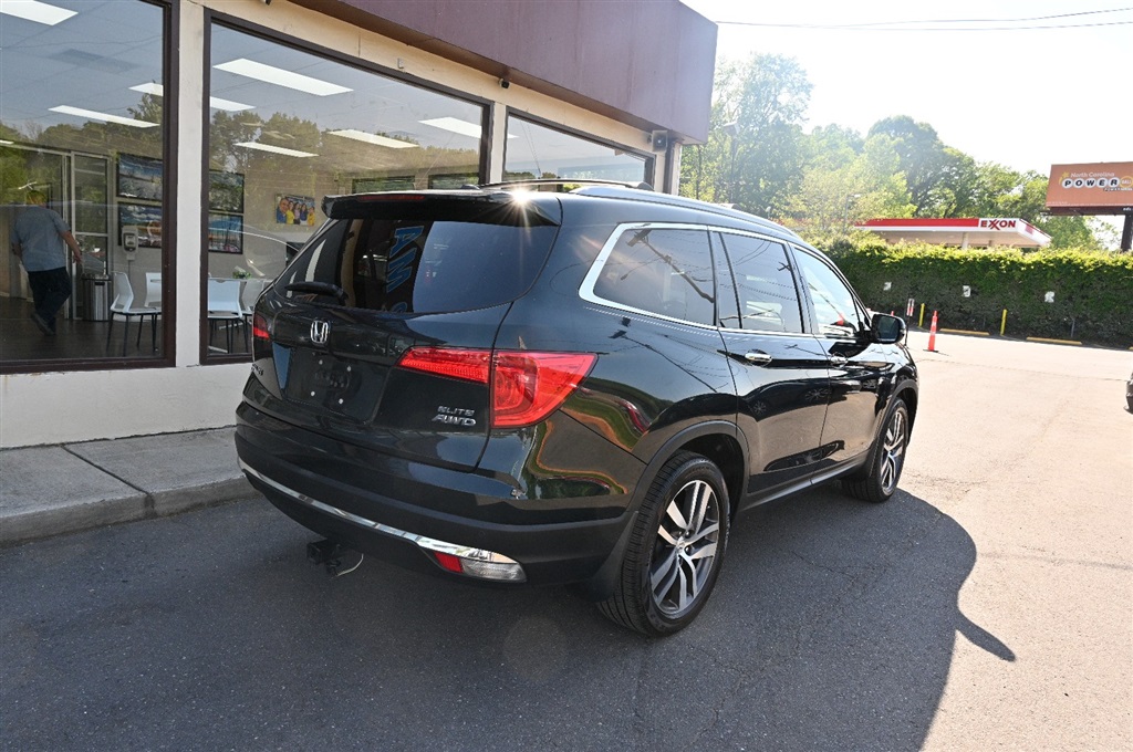 Honda Pilot Elite (2016) - Gasoline