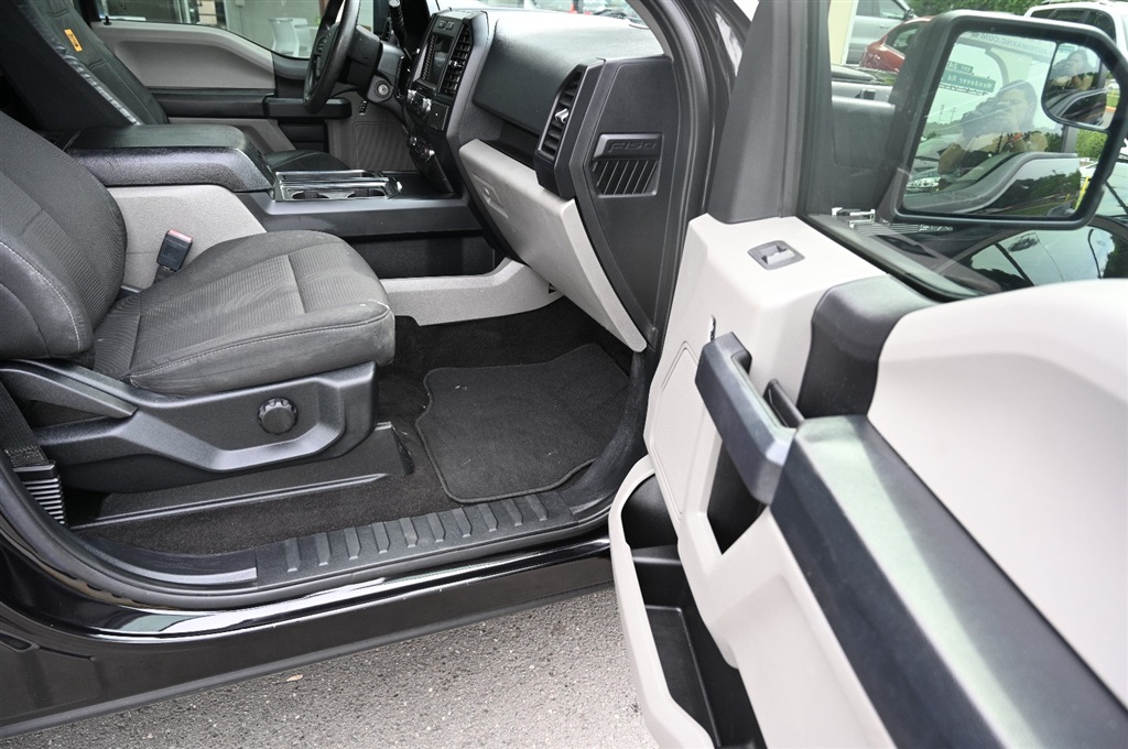 Ford F-150 XL Super Crew (2020) - Gasoline