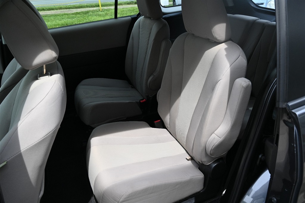 Mazda 5 Touring (2013) - Gasoline