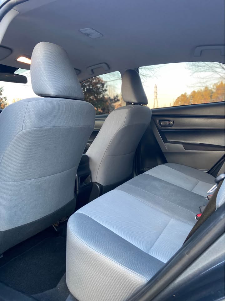 Toyota Corolla L (2018) - Gasoline