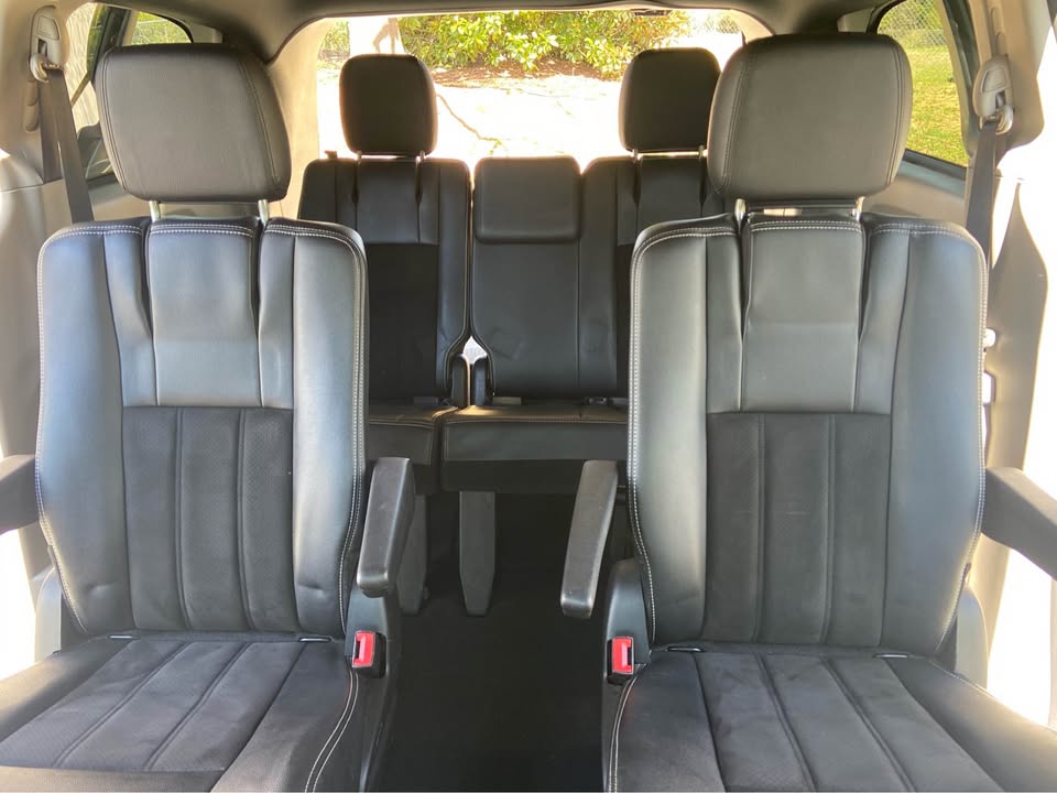 Dodge Grand Caravan SXT (2019) - Gasoline