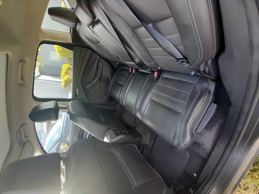 Ford C-MAX SEL (2013) - Hybrid