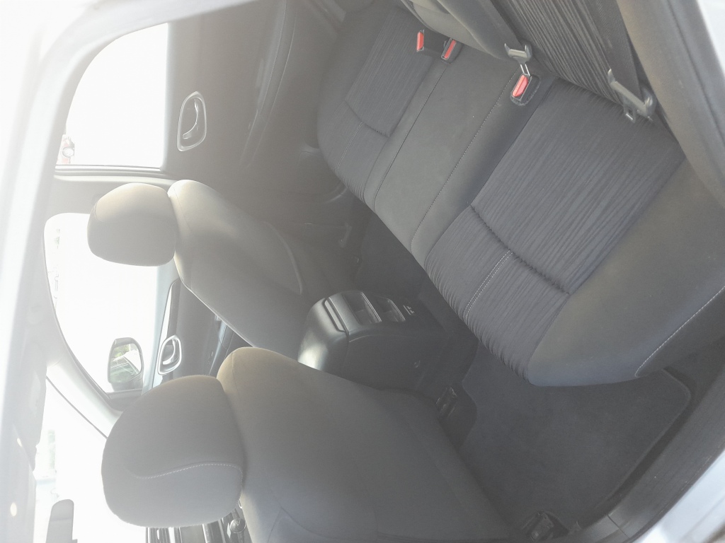 Nissan Sentra SV (2018) - Gasoline