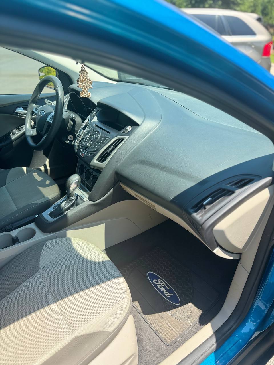 Ford Focus SE (2014) - Gasoline