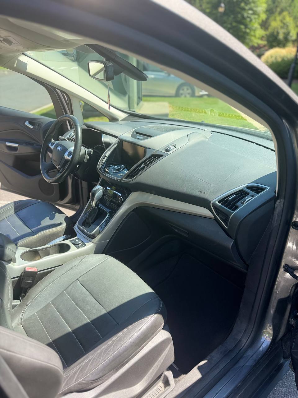 Ford C-MAX SEL (2013) - Hybrid