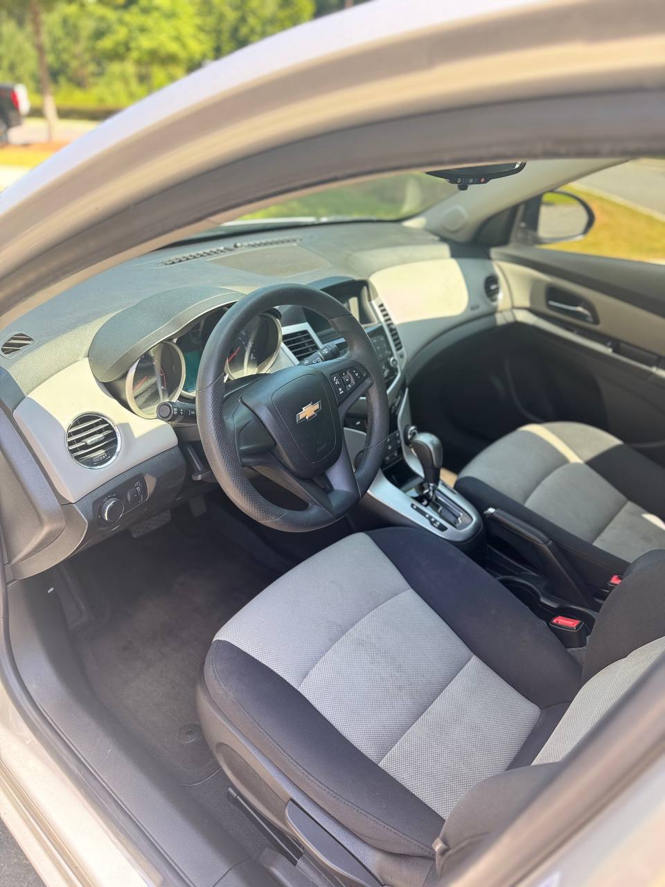 Chevrolet Cruze LS (2016) - Gasoline
