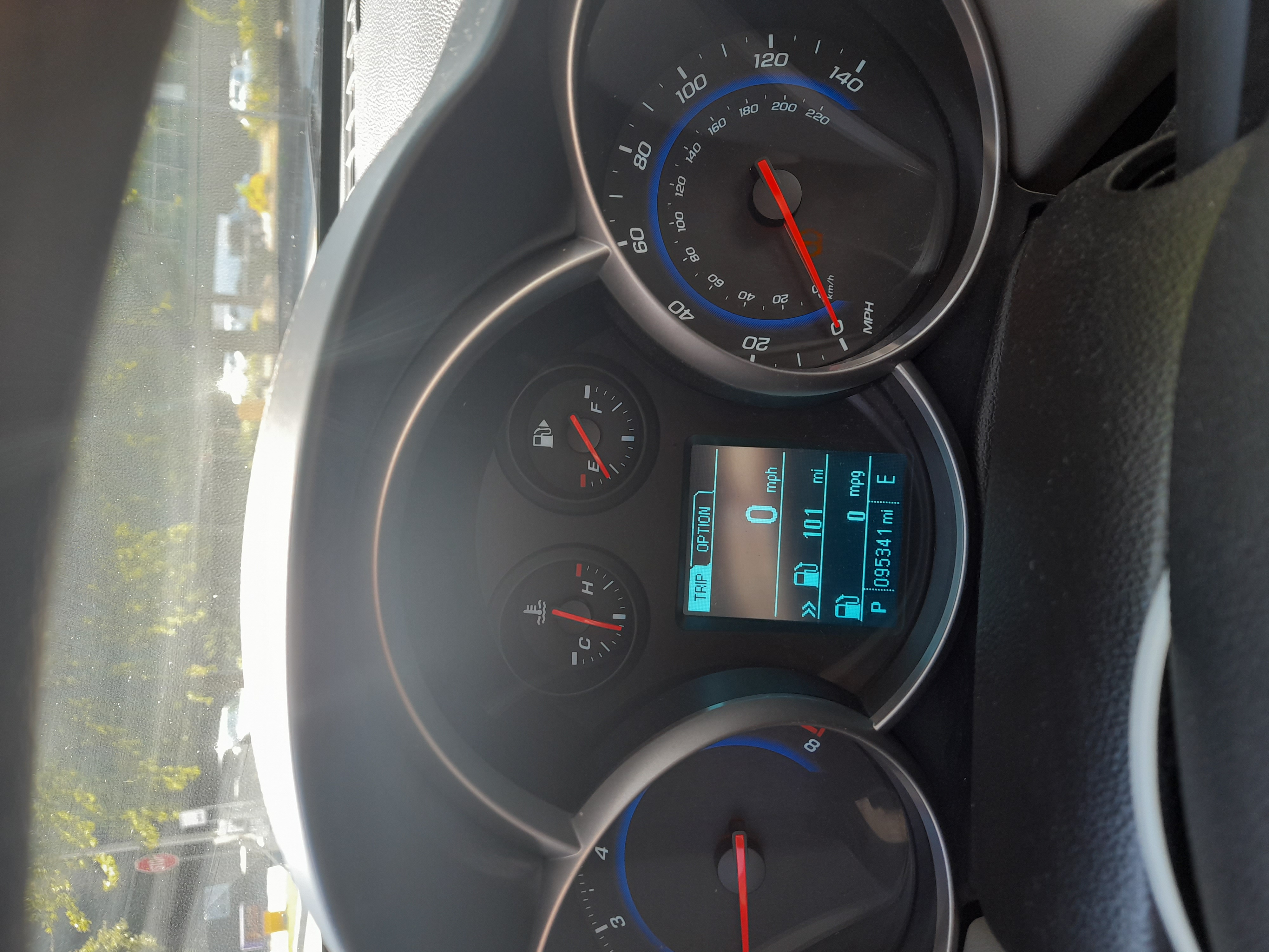 Chevrolet Cruze LS (2016) - Gasoline