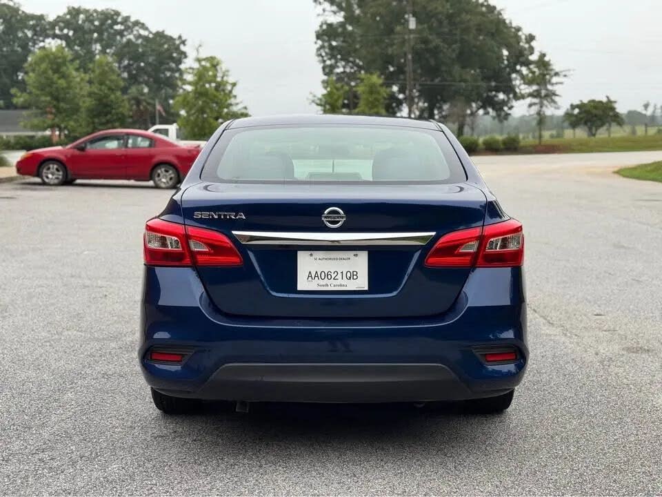 Nissan Sentra S (2019) - Gasoline