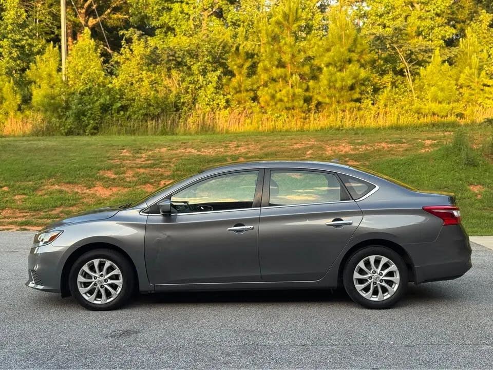 Nissan Sentra SV (2018) - Gasoline