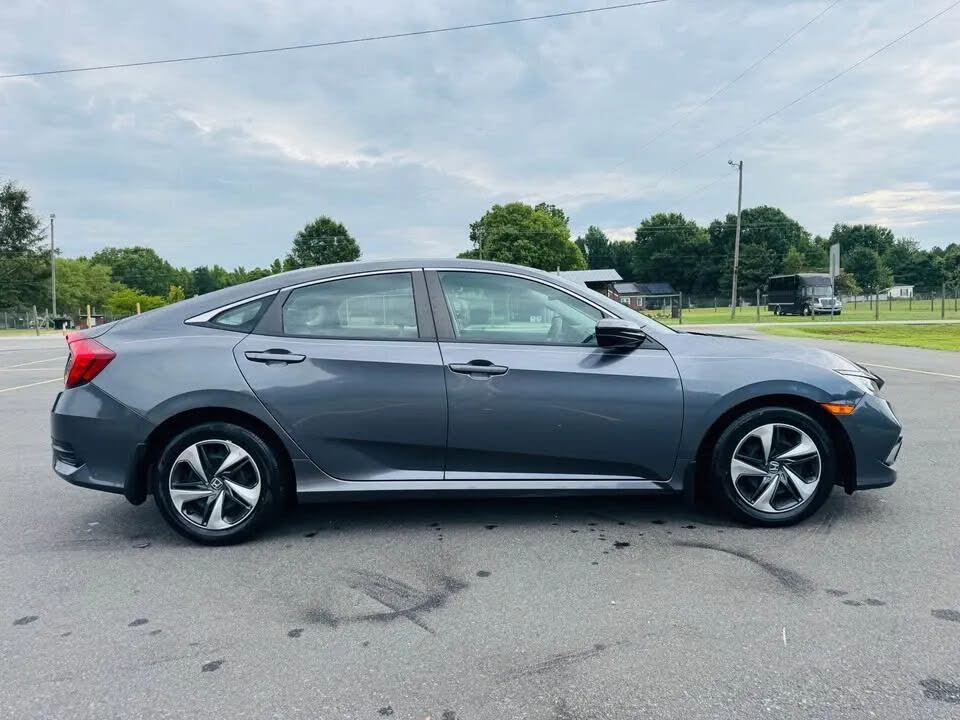 Honda Civic LX (2020) - Gasoline