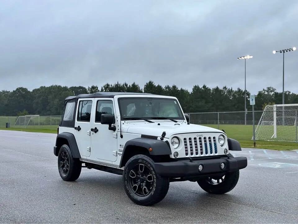 Jeep Wrangler Unlimited Sport (2017) - Gasoline