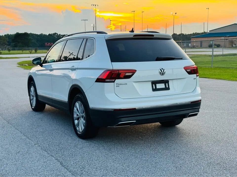 Volkswagen Tiguan SE (2018) - Gasoline