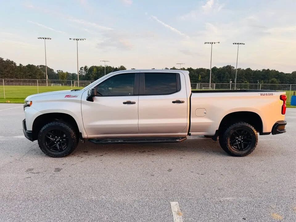 Chevrolet Silverado 1500 LT Trail Boss Crew Cab (2019) - Gasoline
