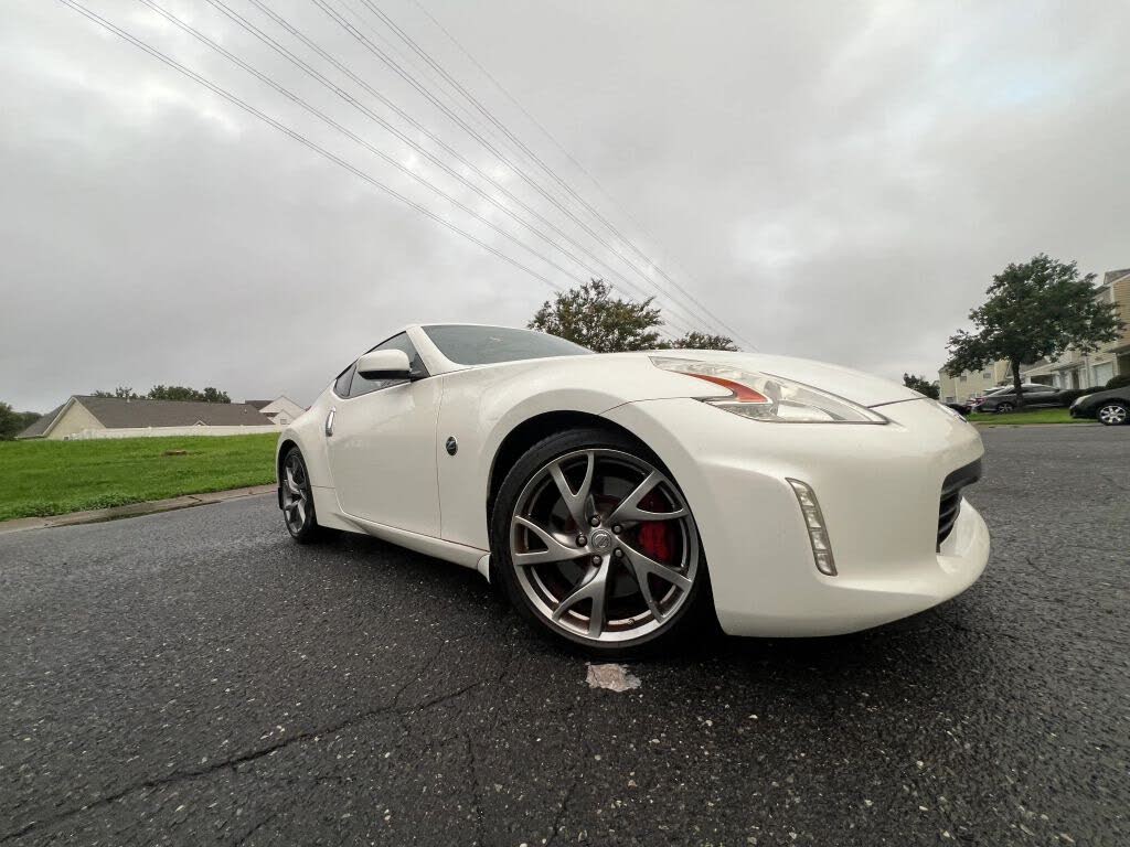 Nissan 370Z Touring (2013) - Gasoline