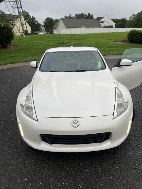 Nissan 370Z Touring (2013) - Gasoline