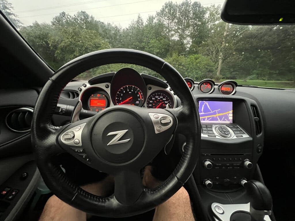 Nissan 370Z Touring (2013) - Gasoline