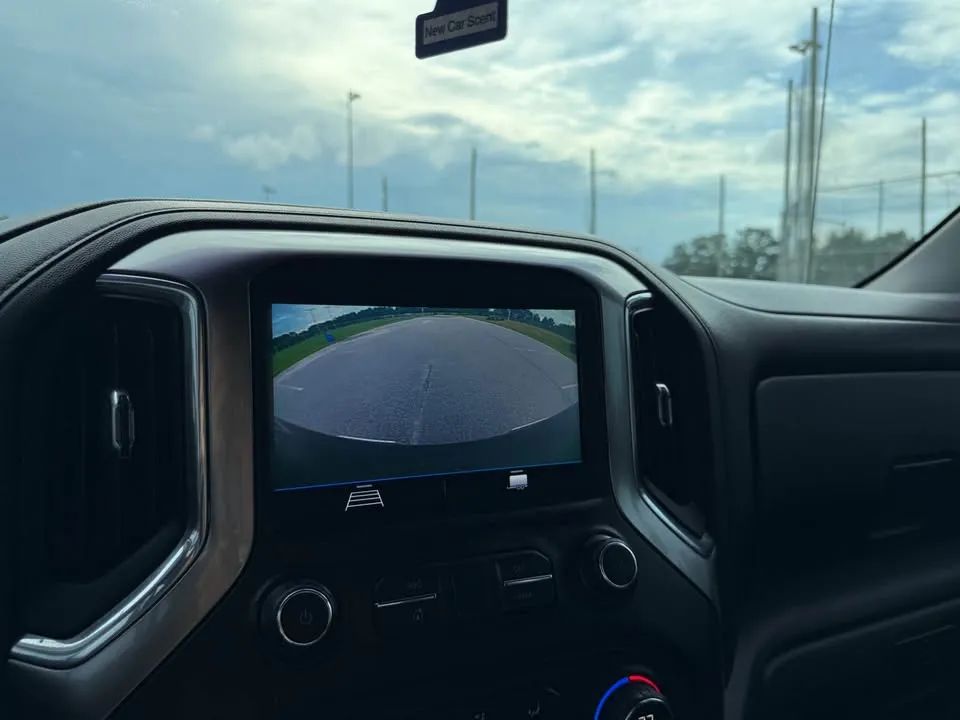 Chevrolet Silverado 1500 LT Crew Cab (2021) - Gasoline