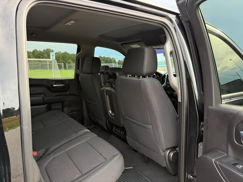 Chevrolet Silverado 1500 LT Crew Cab (2021) - Gasoline