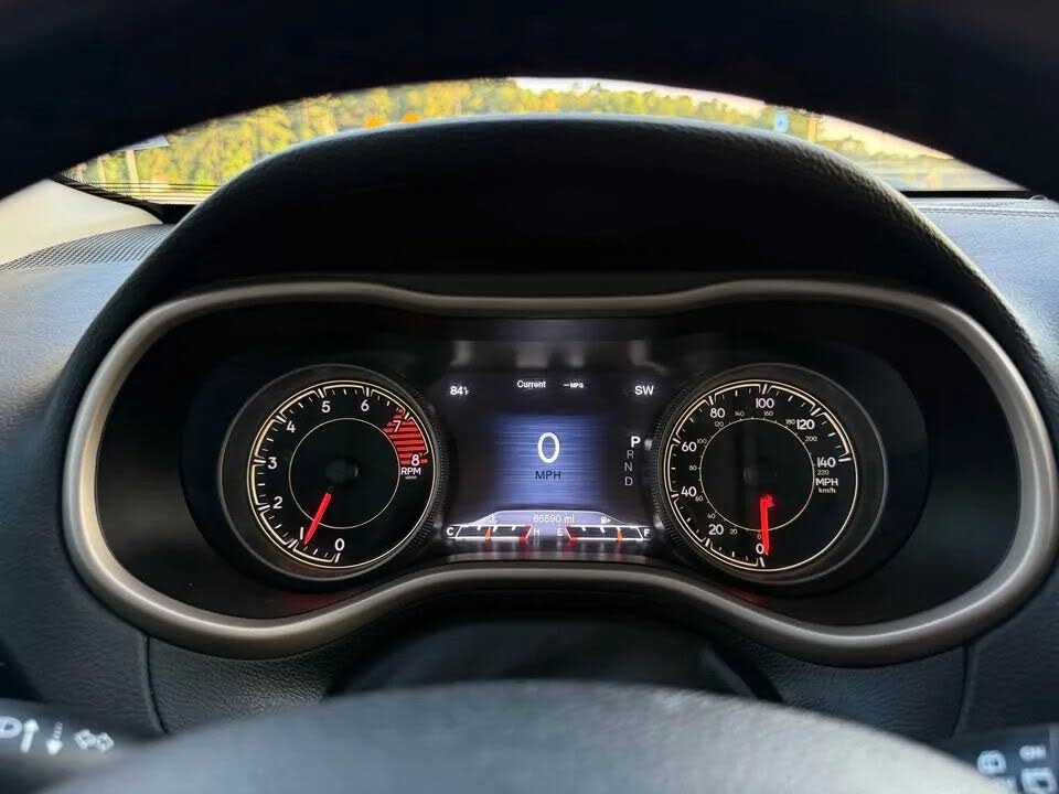 Jeep Cherokee Limited (2018) - Gasoline