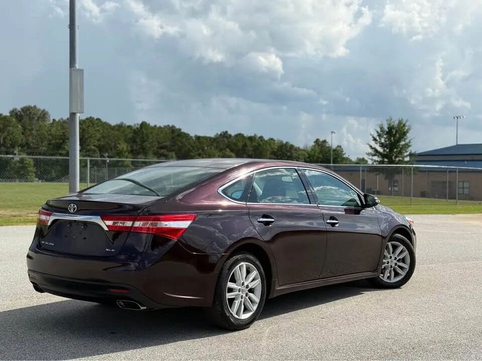 Toyota Avalon XLE Premium (2013) - Gasoline