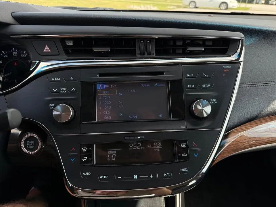 Toyota Avalon XLE Premium (2013) - Gasoline