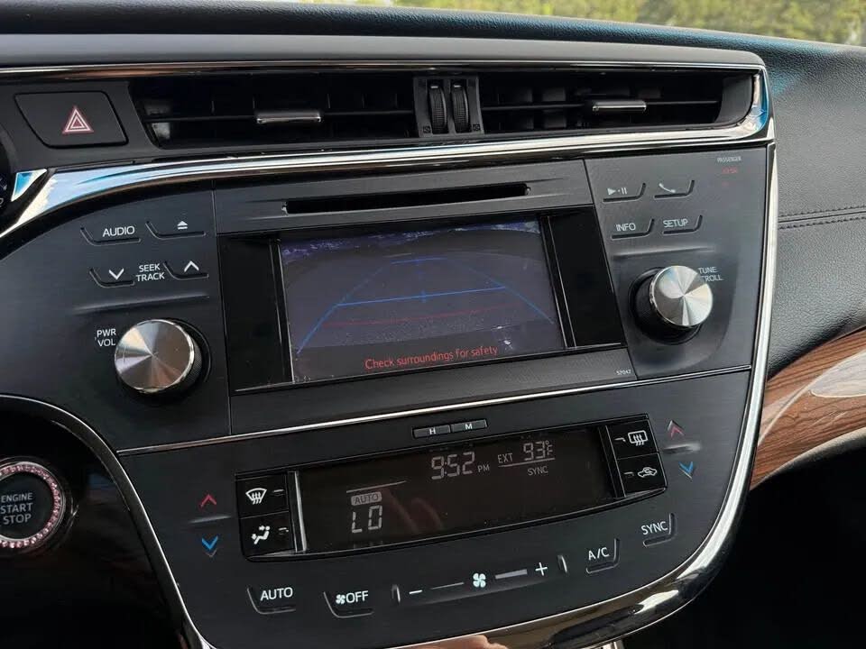 Toyota Avalon XLE Premium (2013) - Gasoline