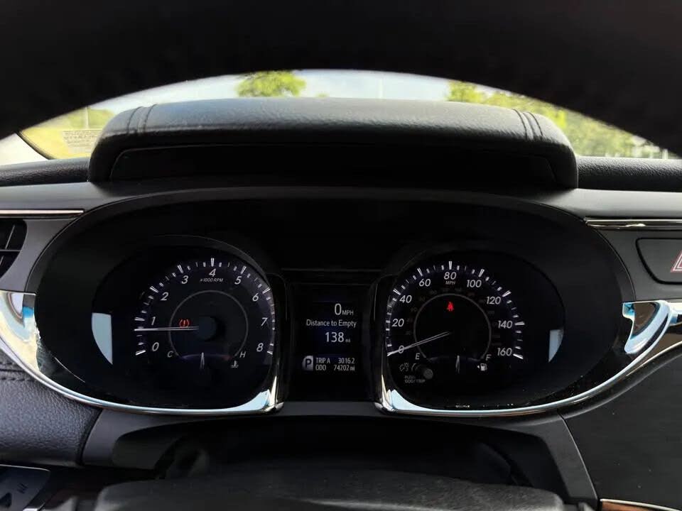 Toyota Avalon XLE Premium (2013) - Gasoline