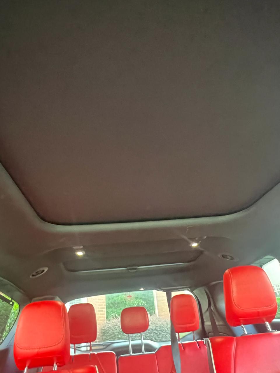 Chrysler Pacifica Hybrid Red S (2020) - Hybrid