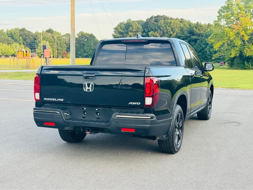 Honda Ridgeline Black Edition (2017) - Gasoline