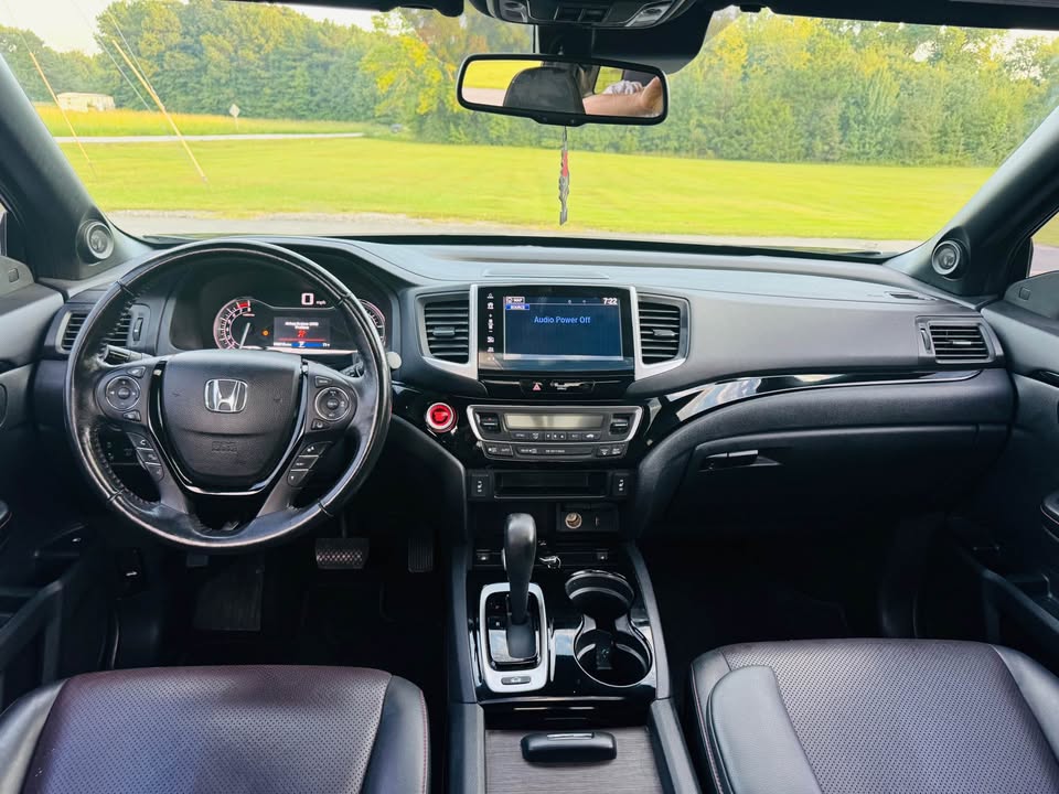 Honda Ridgeline Black Edition (2017) - Gasoline