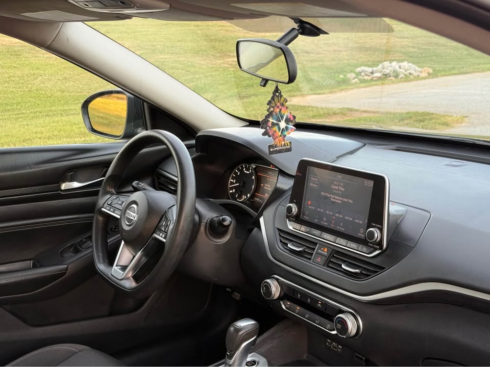 Nissan Altima S (2020) - Gasoline