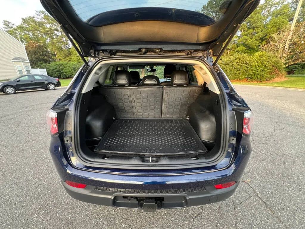 Jeep Compass Latitude (2018) - Gasoline