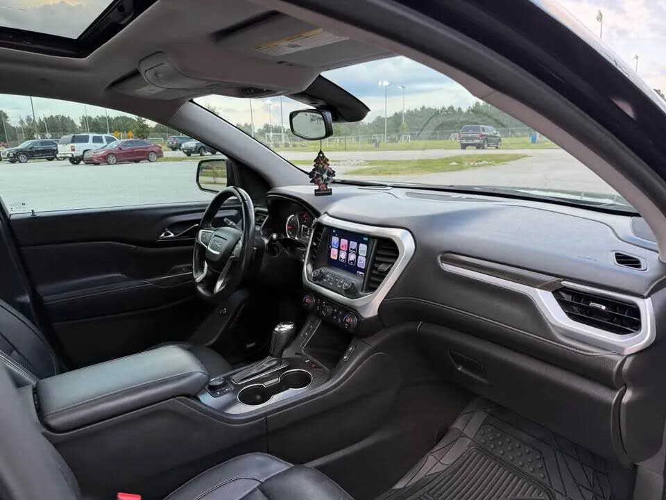 GMC Acadia SLT-2 (2017) - Gasoline