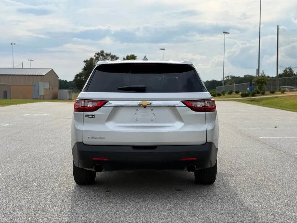 Chevrolet Traverse LS (2019) - Gasoline