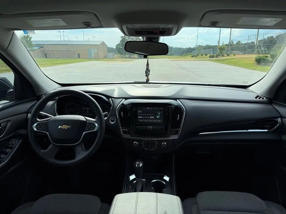 Chevrolet Traverse LS (2019) - Gasoline