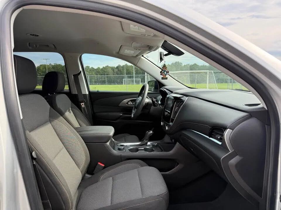 Chevrolet Traverse LS (2019) - Gasoline