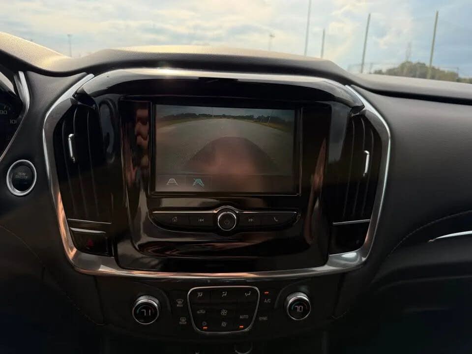 Chevrolet Traverse LS (2019) - Gasoline