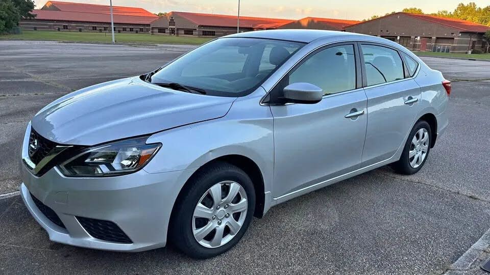 Nissan Sentra S