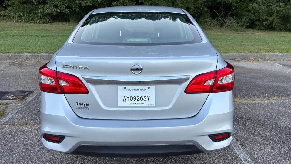 Nissan Sentra S (2019) - Gasoline