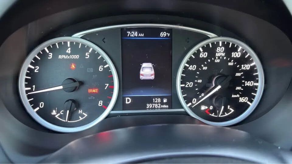 Nissan Sentra S (2019) - Gasoline