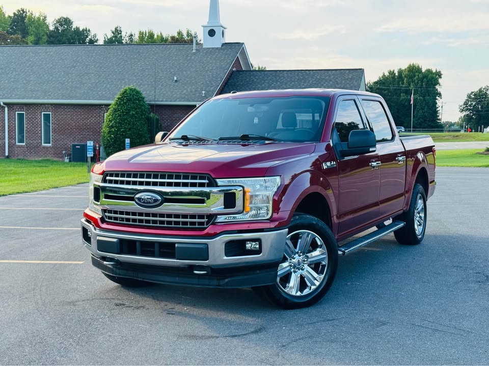 Ford F150 SuperCrew Cab XLT (2018) - Gasoline