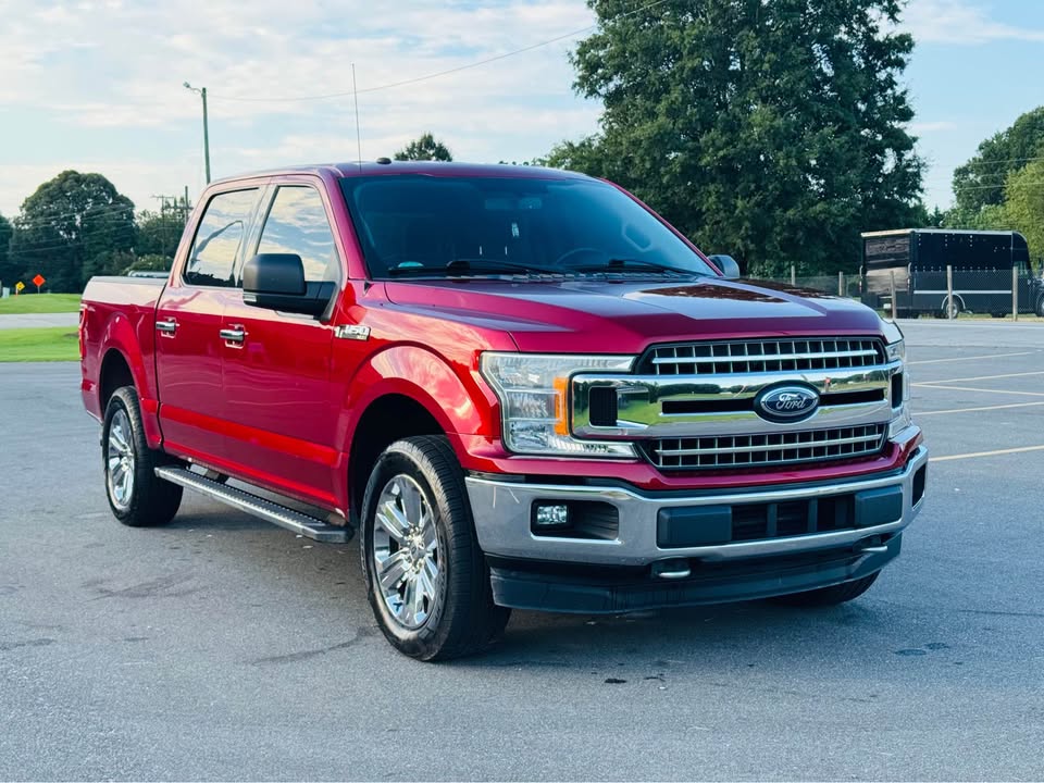 Ford F150 SuperCrew Cab XLT (2018) - Gasoline