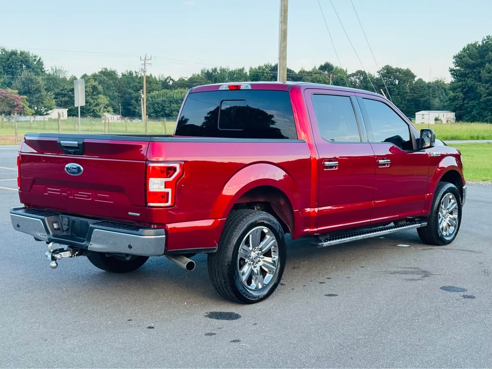 Ford F150 SuperCrew Cab XLT (2018) - Gasoline